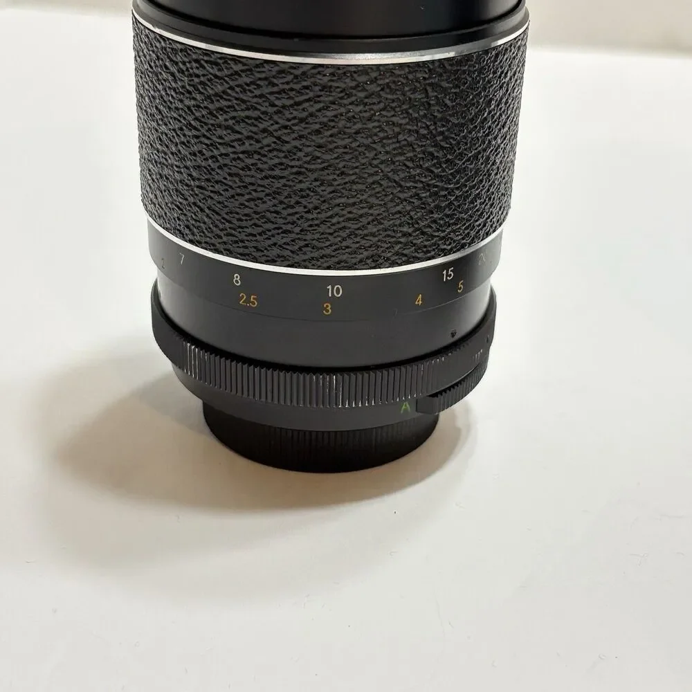 Auto Chinon 1:28 f=135mm Japan 28mm f2.8 Auto Lens Camera with Case